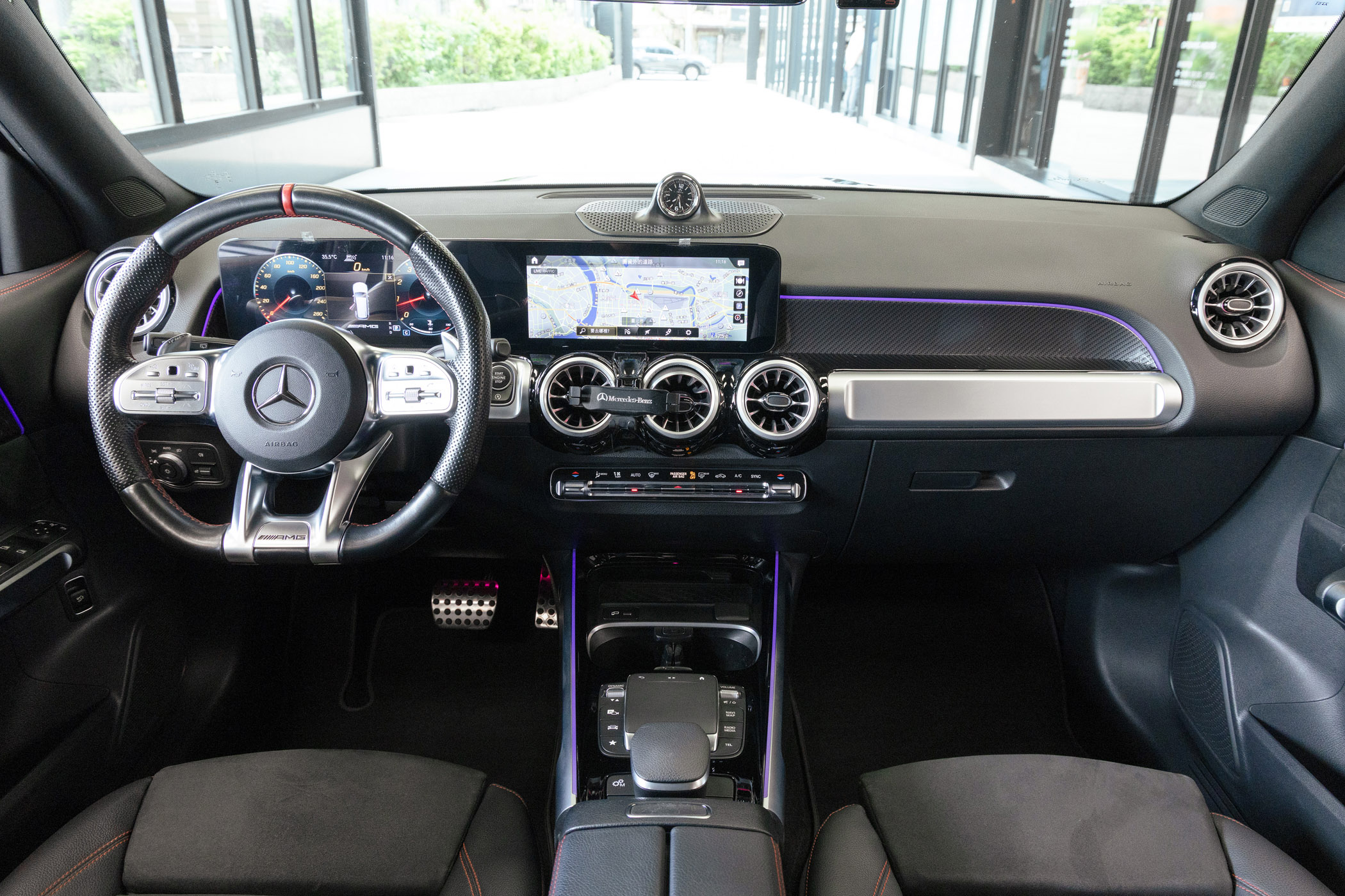 Mercedes-Benz AMG GLB35