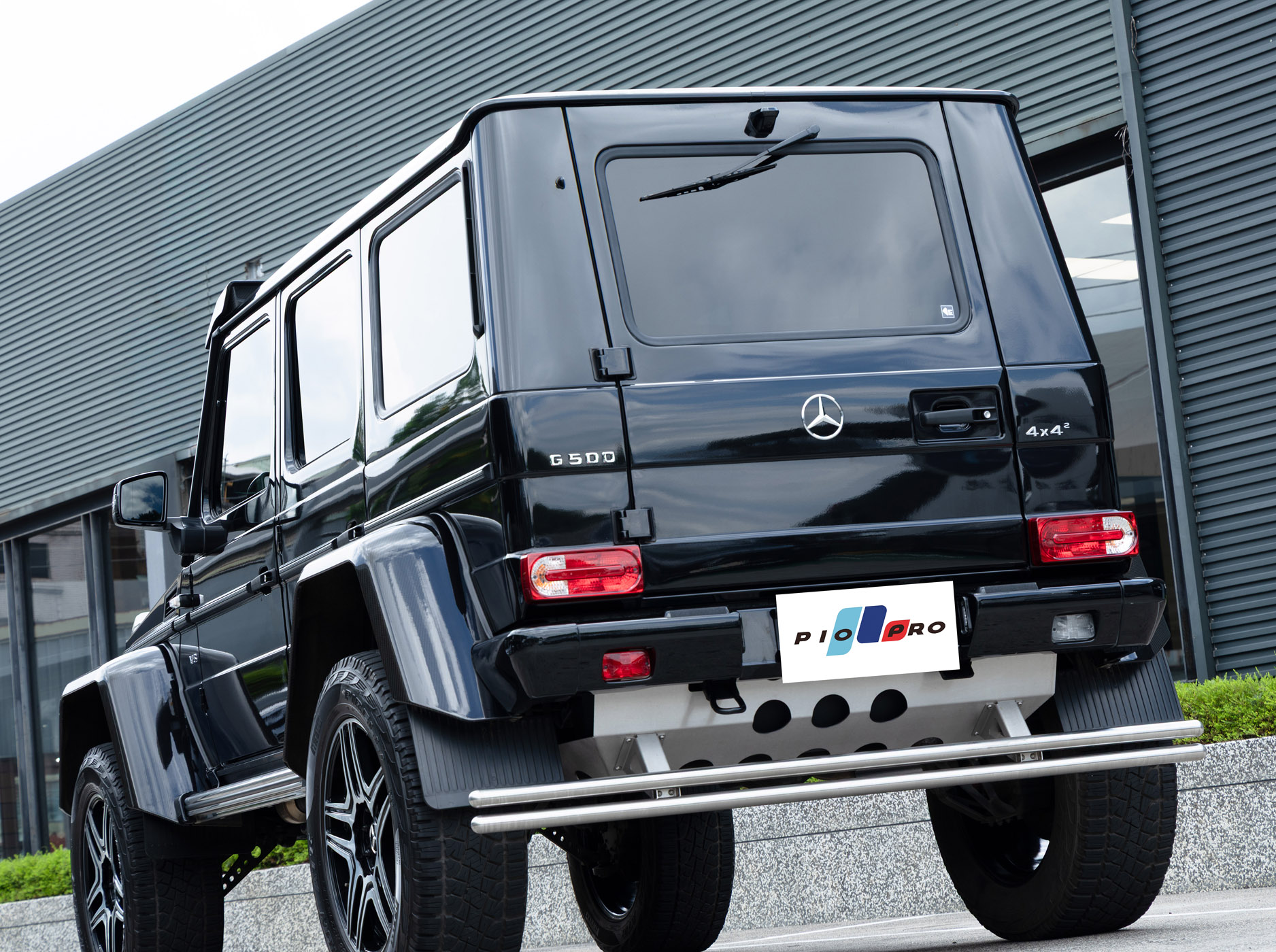Mercedes-Benz G 500