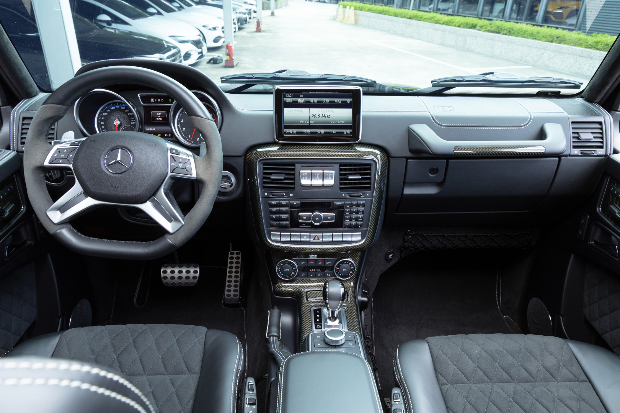Mercedes-Benz G 500