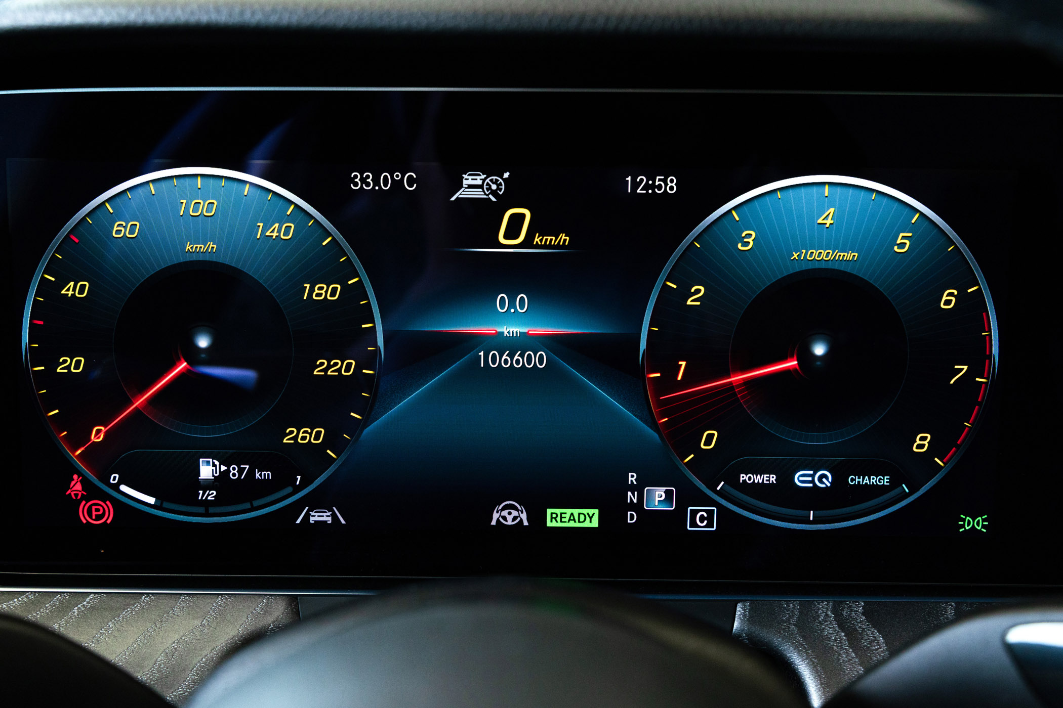 Mercedes-Benz E300 AMG