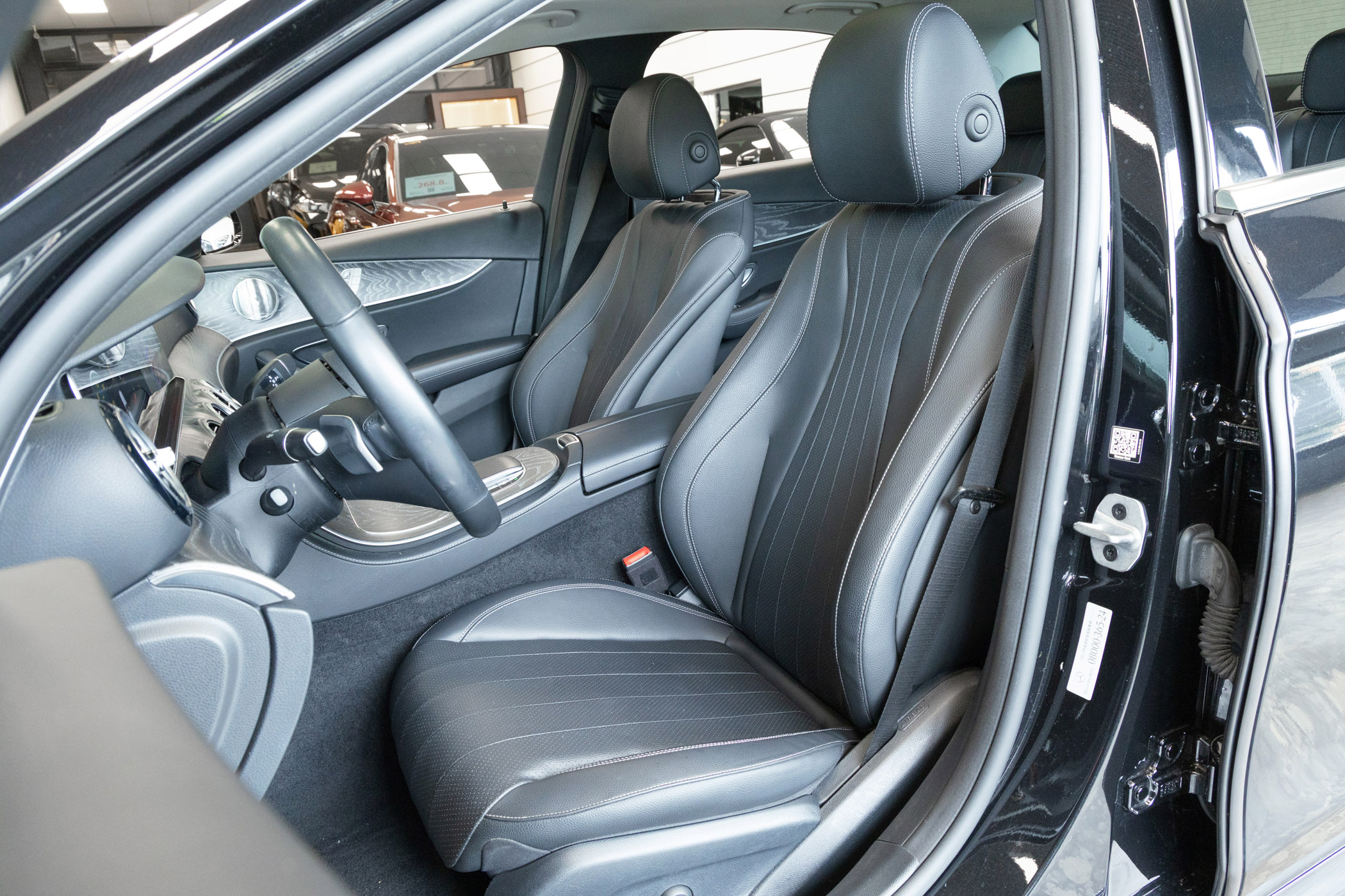 Mercedes-Benz E300 AMG