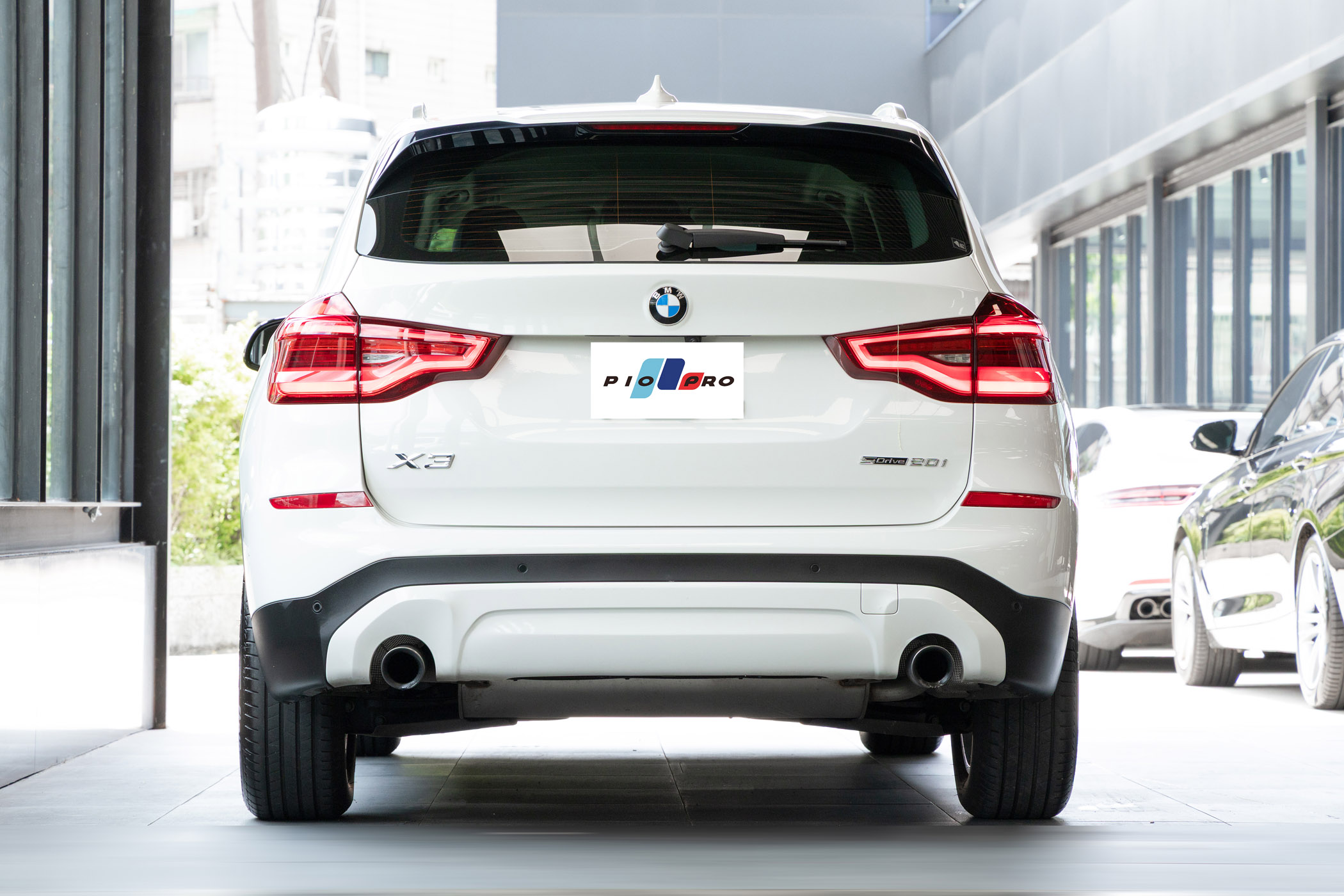 BMW sDrive 20i