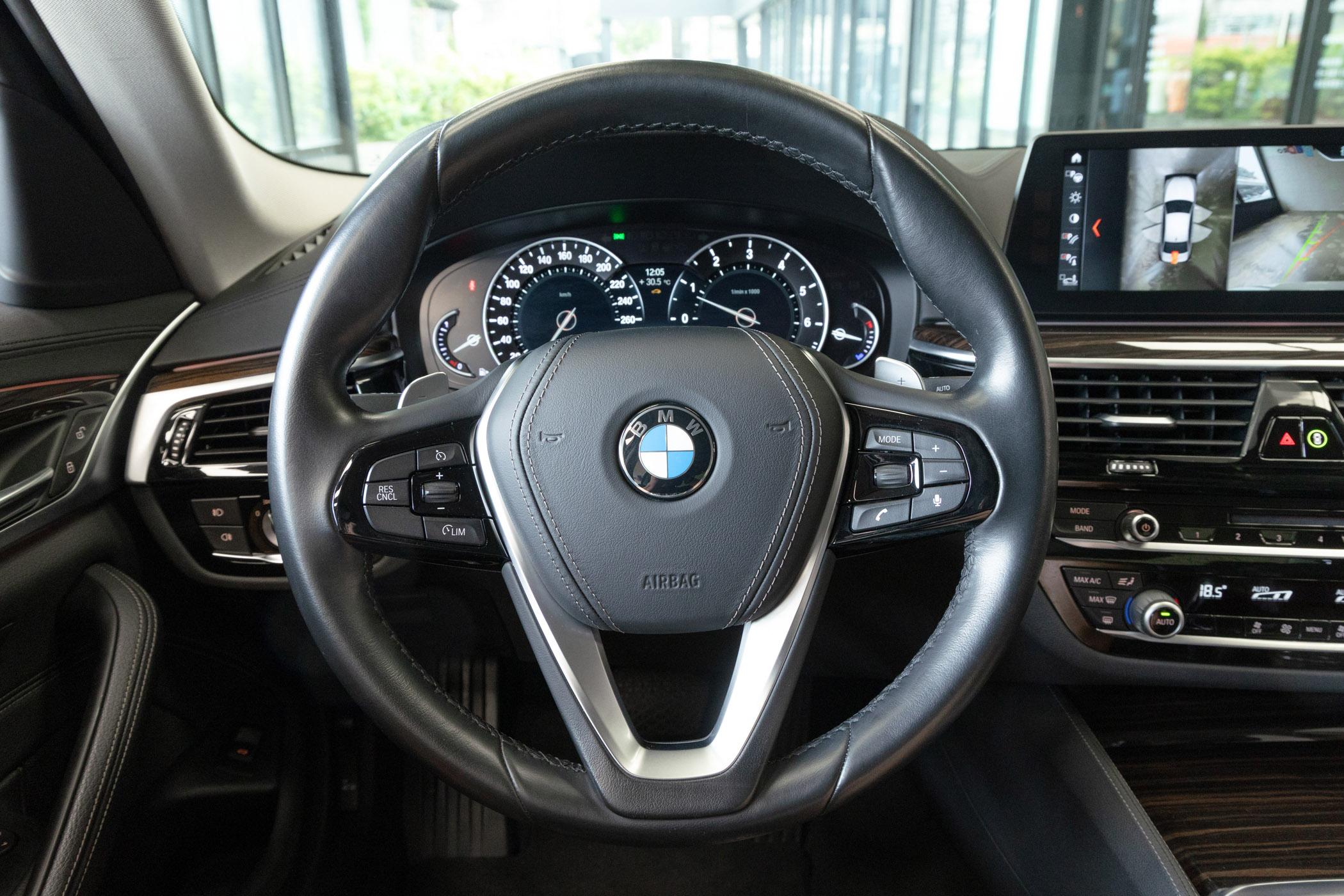 BMW 520i白金旗艦版
