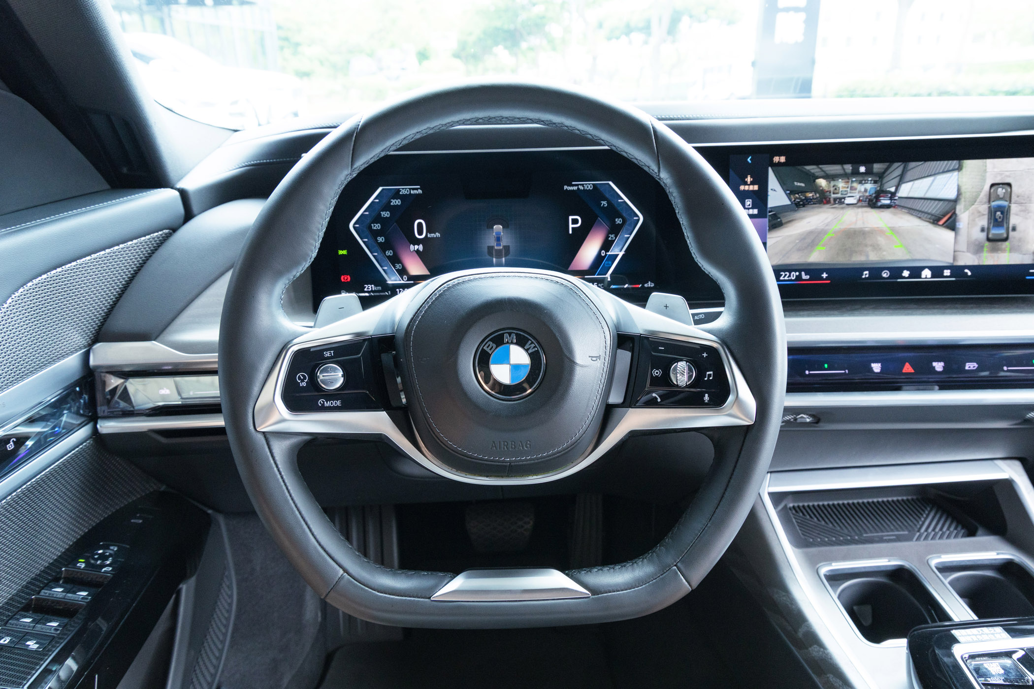 BMW 740i