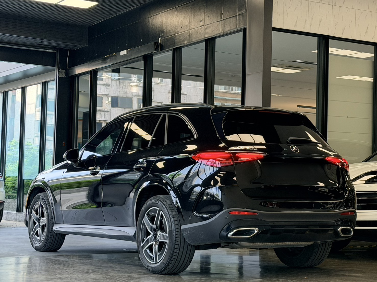 Mercedes-Benz GLC300