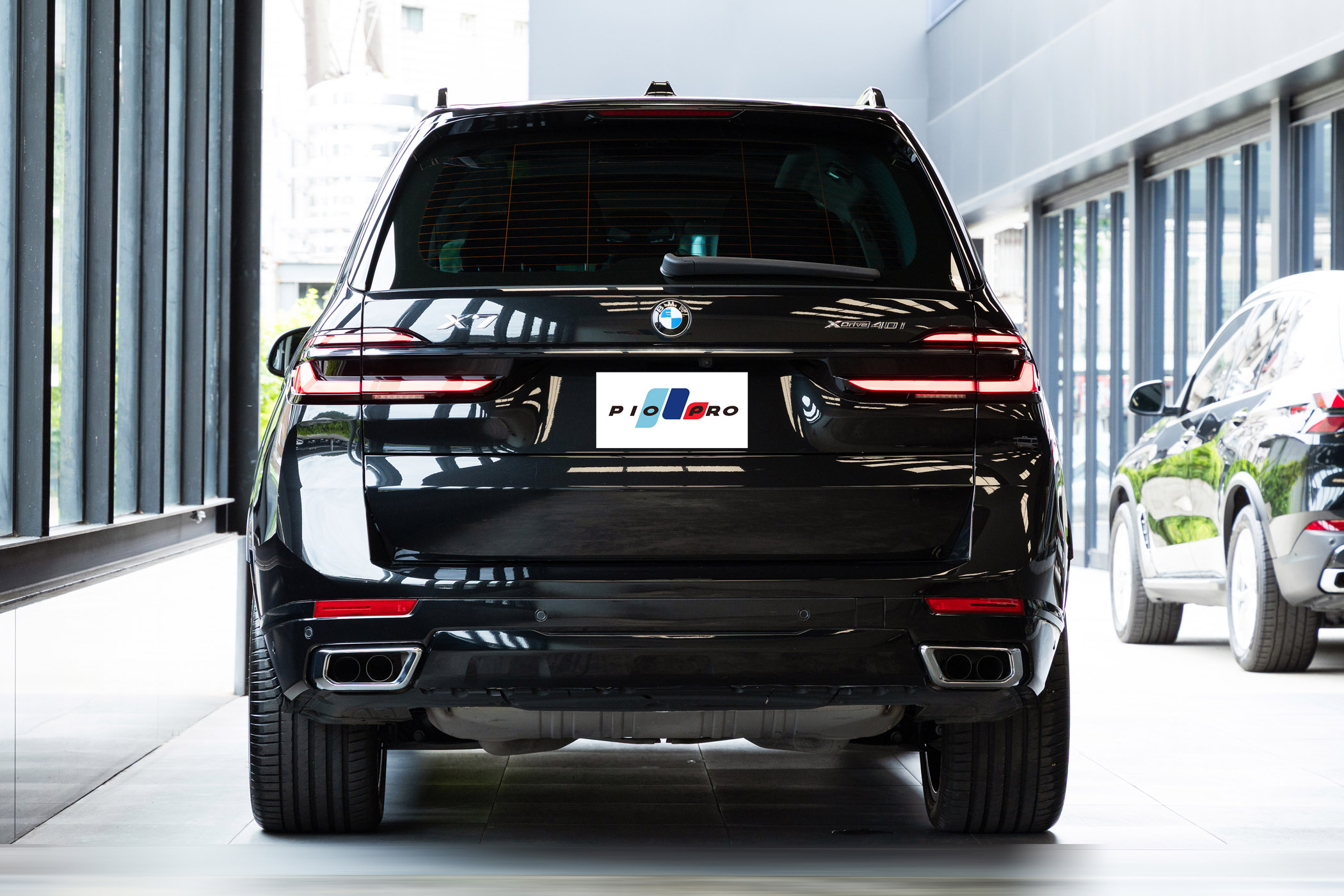 BMW xDrive40i