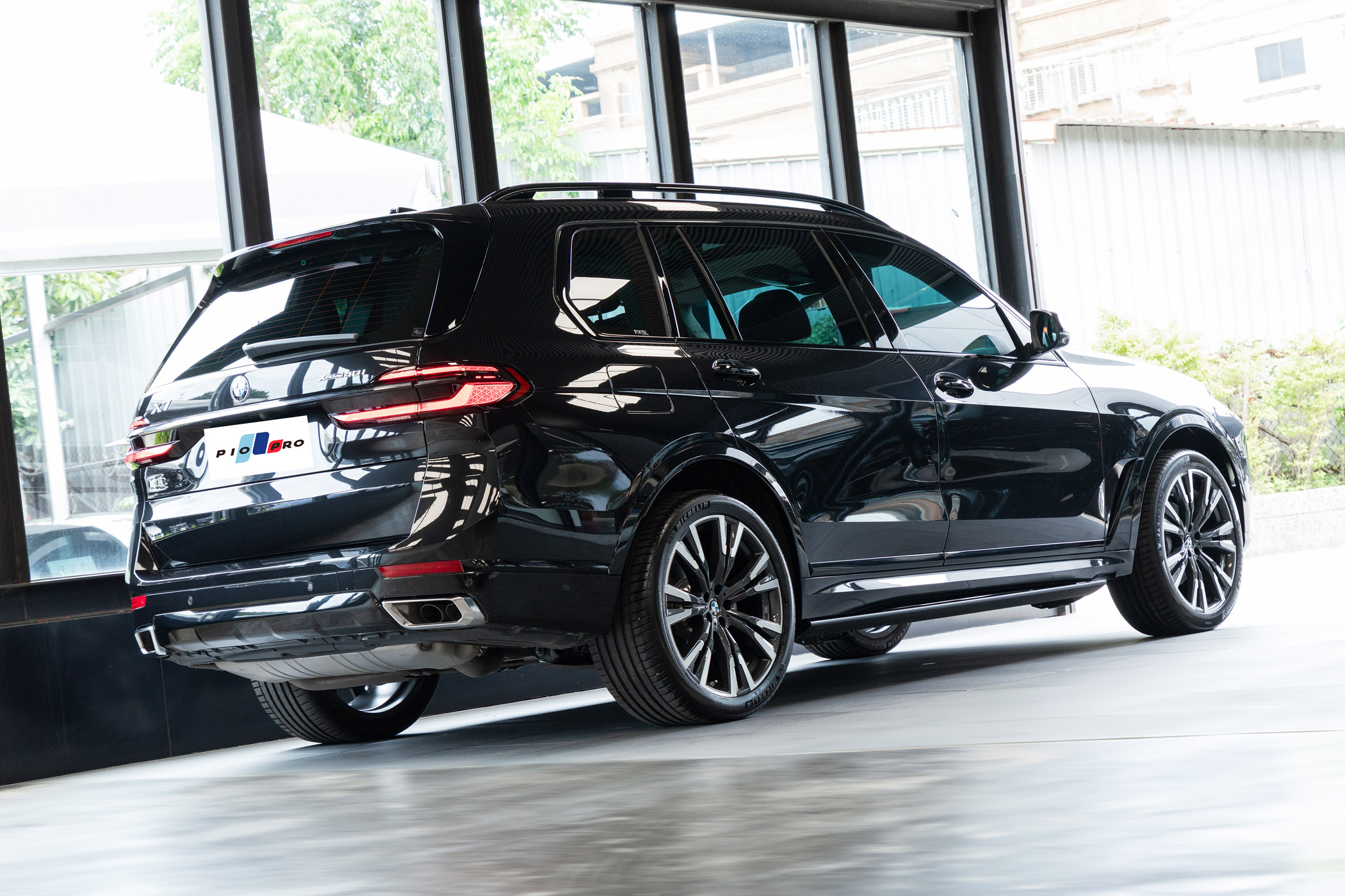 BMW xDrive40i