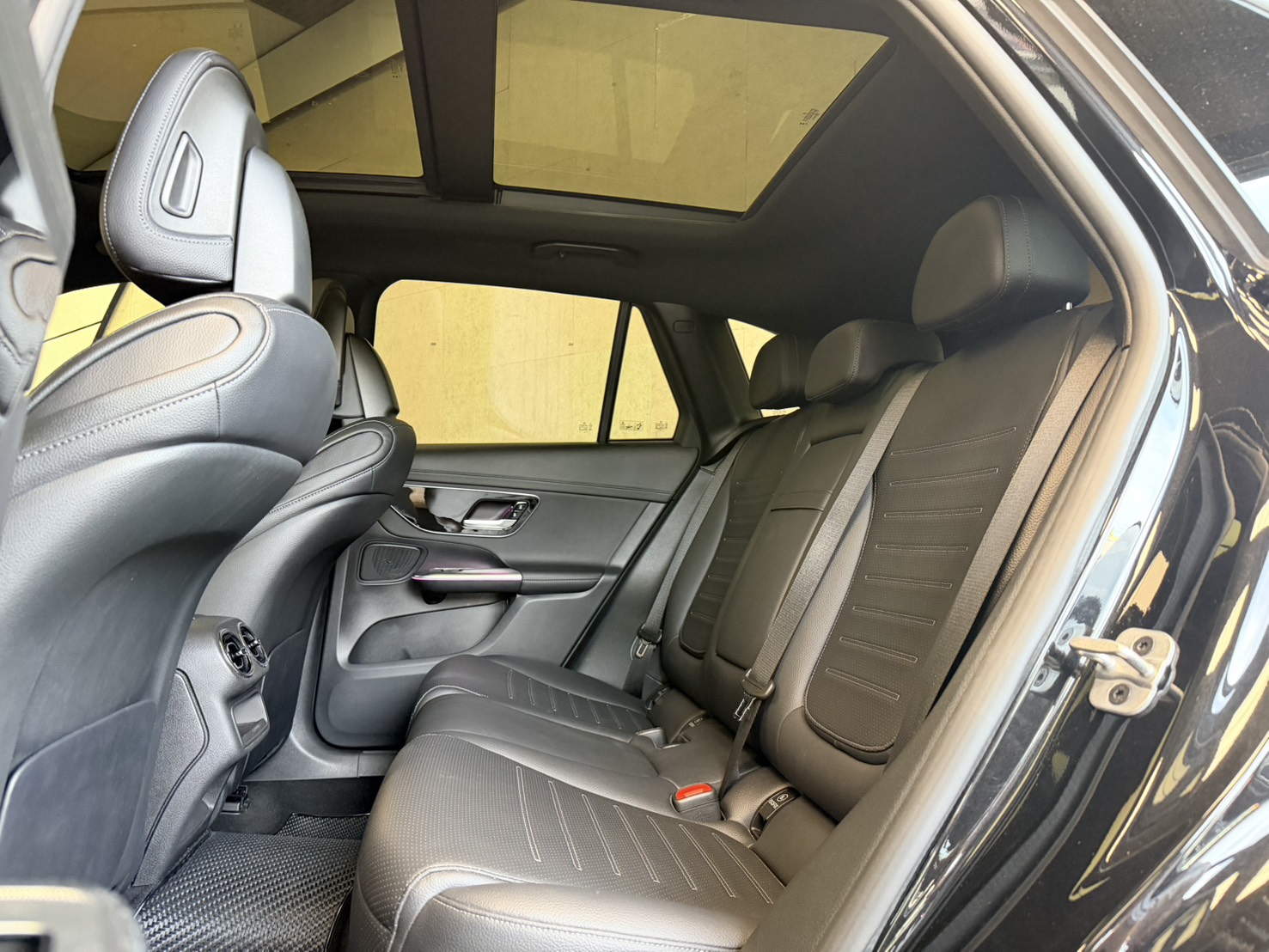 Mercedes-Benz GLC300