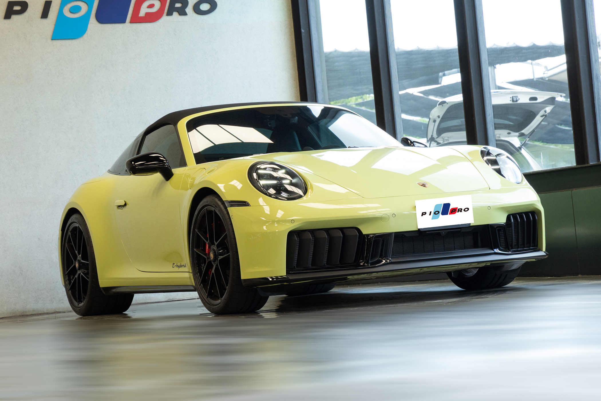 Porsche 911 Targa 4