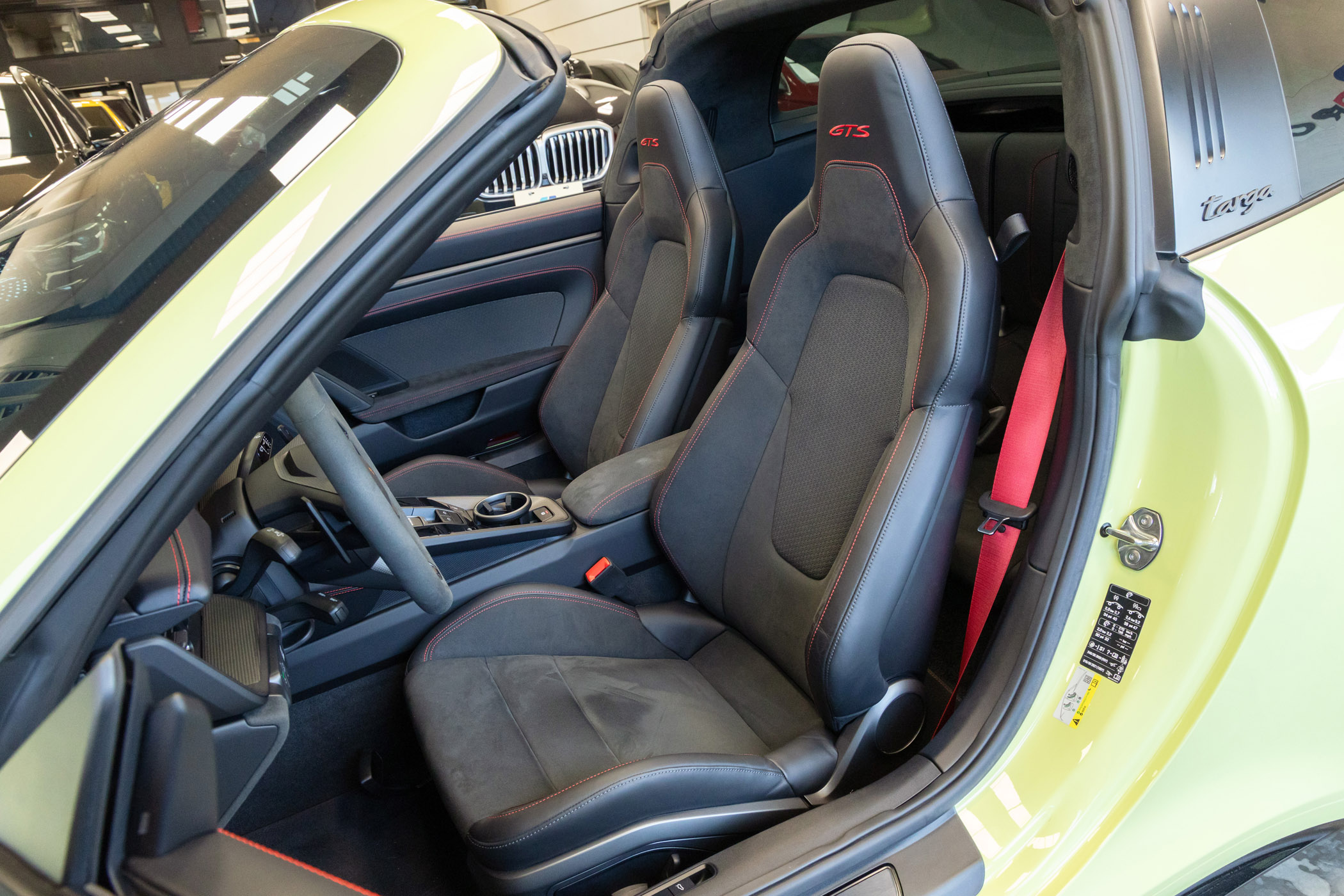 Porsche 911 Targa 4