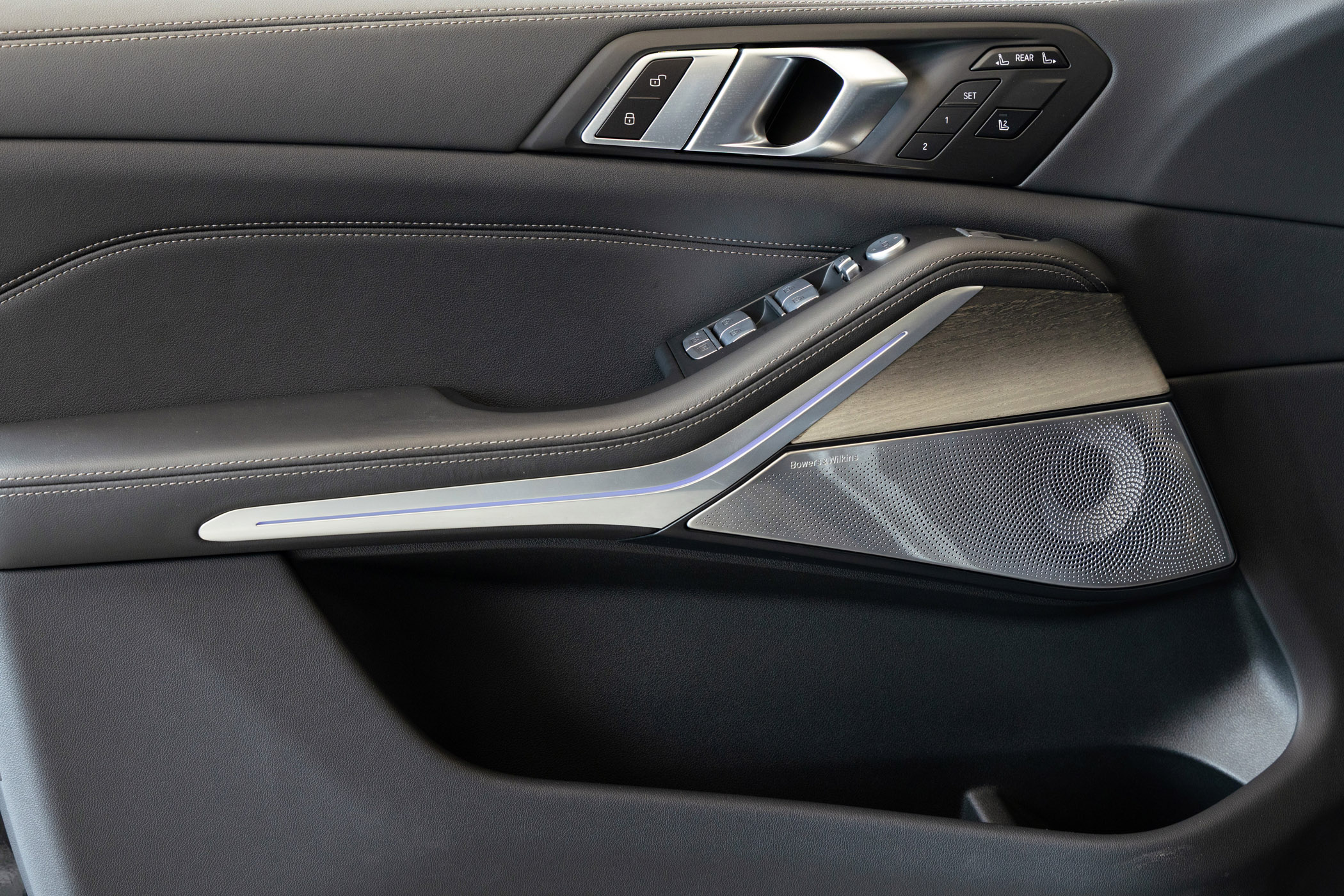 BMW xDrive40i