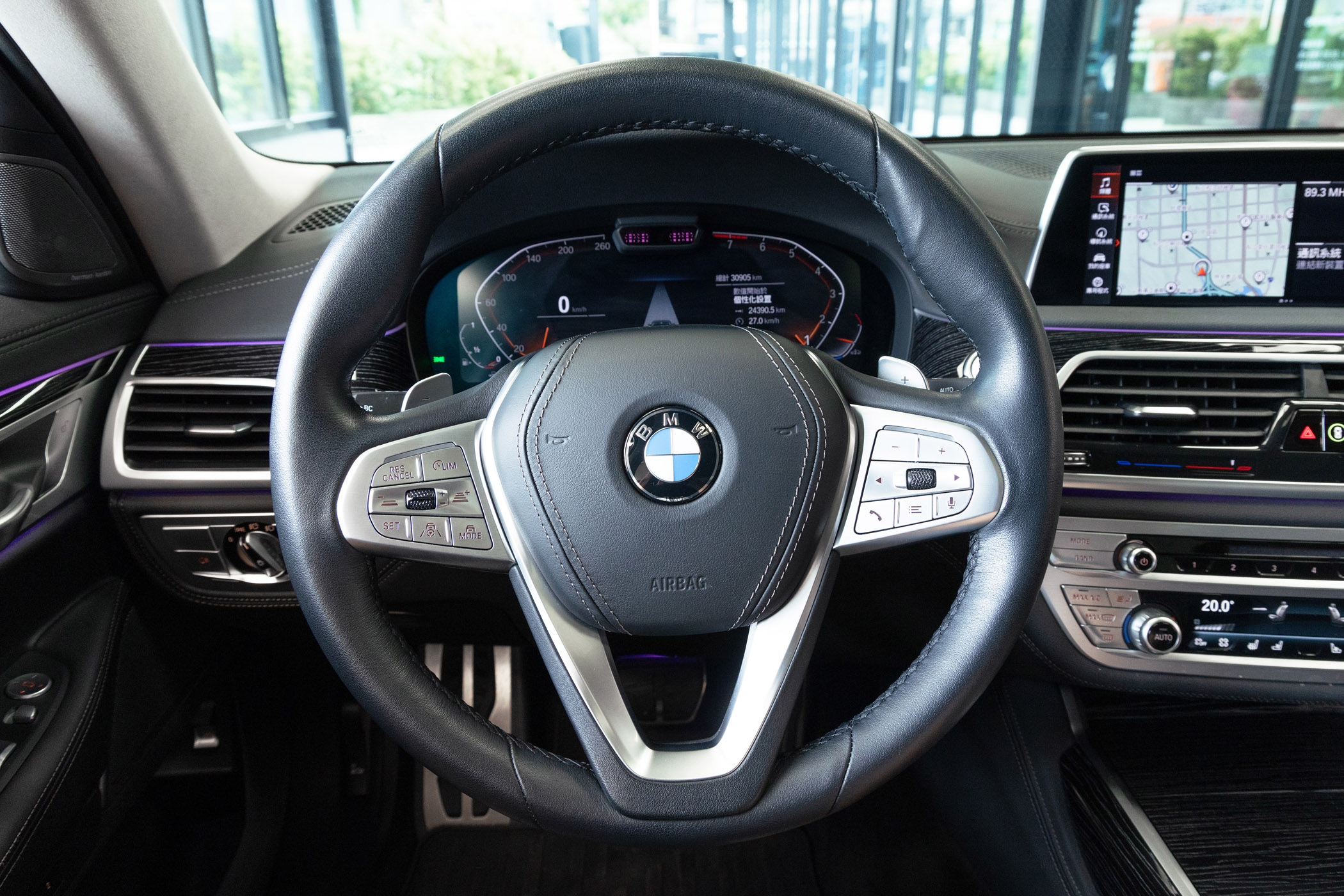 BMW 730i