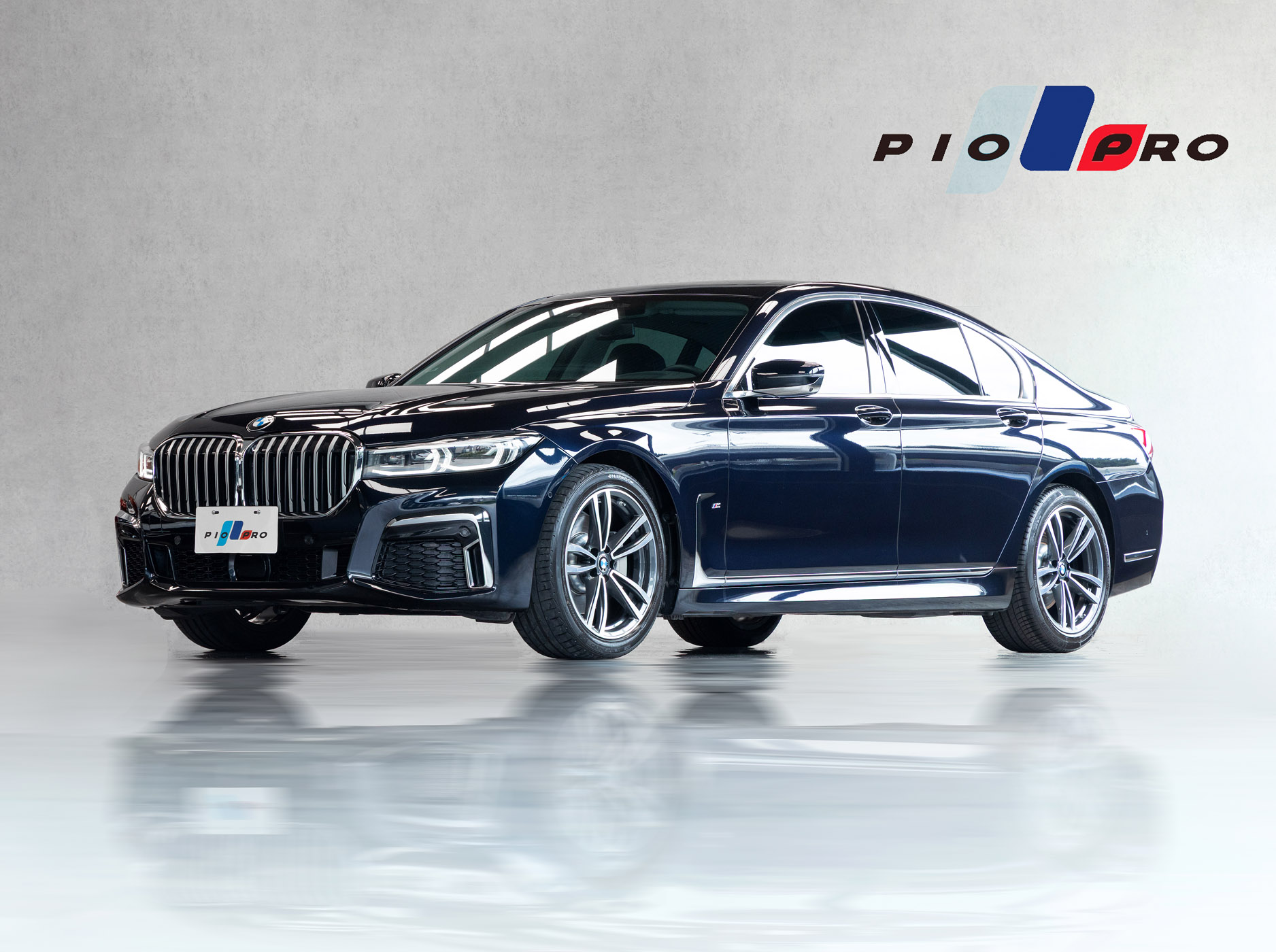 BMW 730i