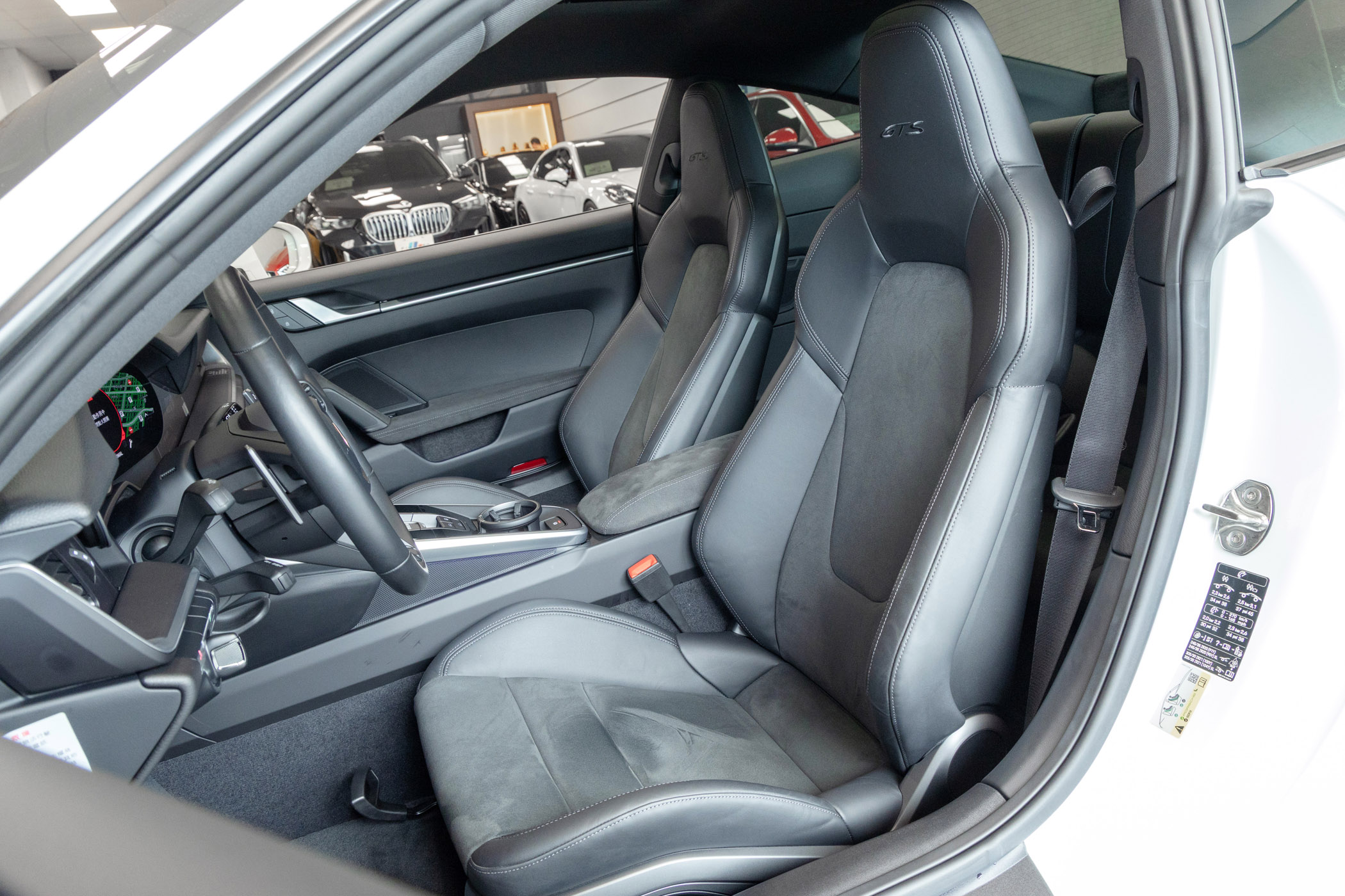 Porsche 911 Carrera GTS