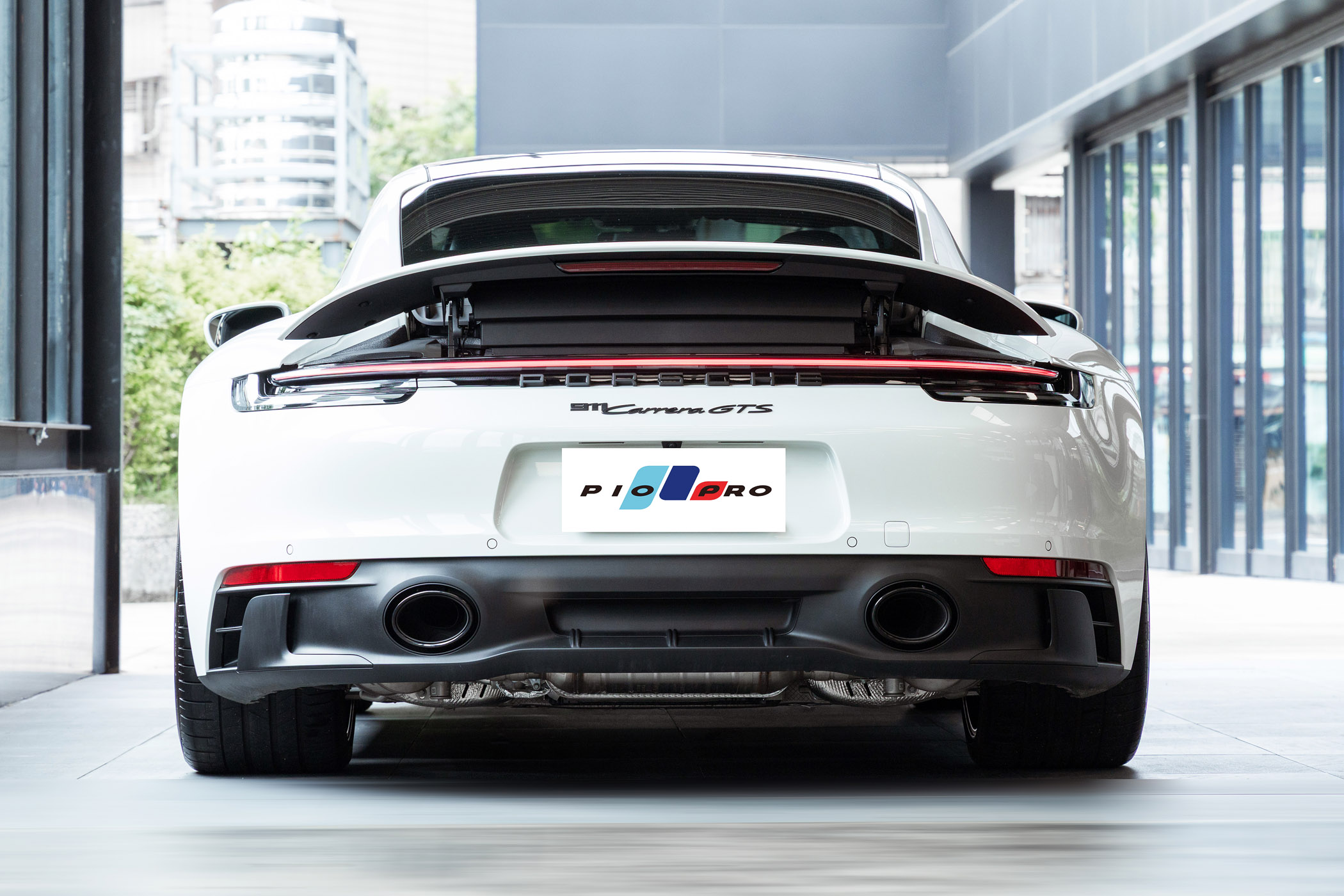 Porsche 911 Carrera GTS