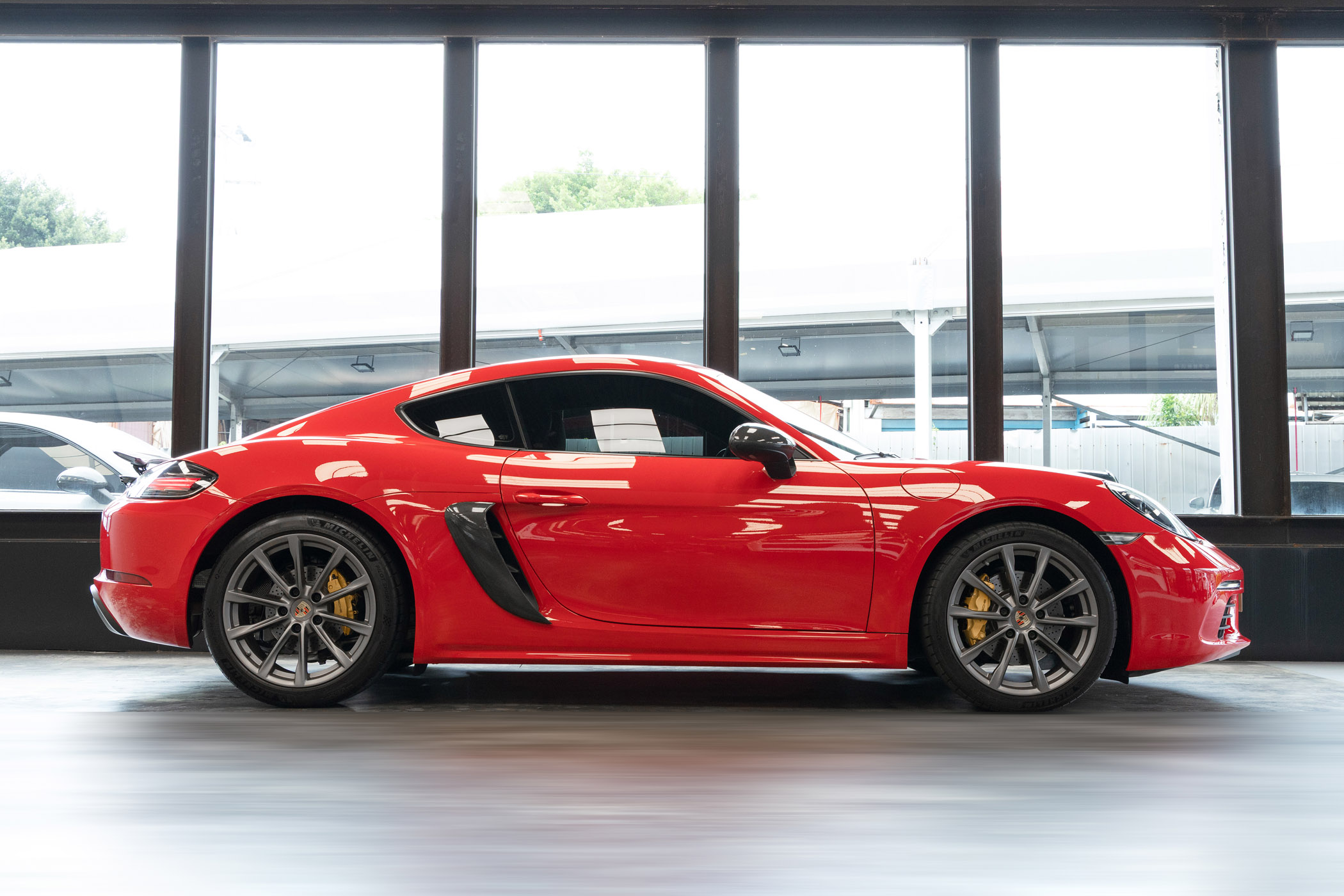 Porsche 718 Cayman
