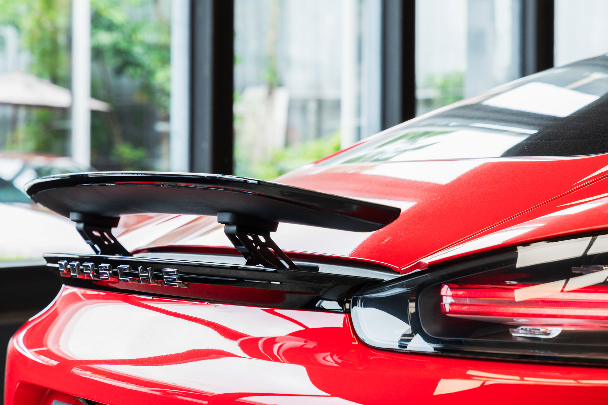 Porsche 718 Cayman