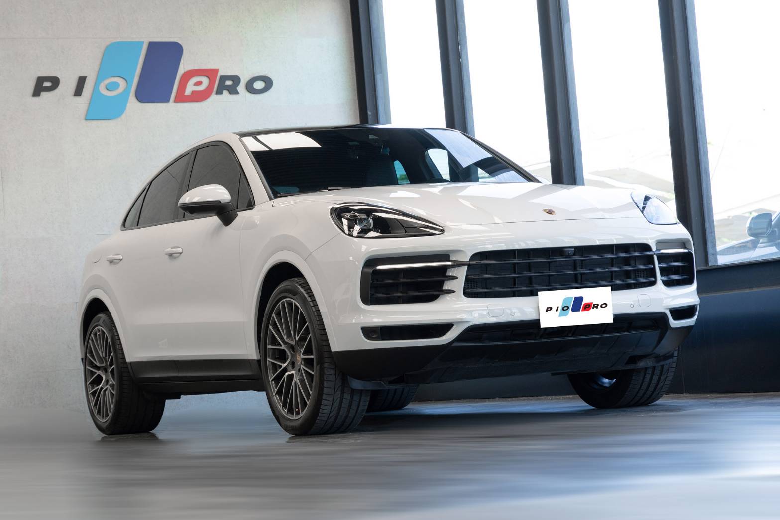 Porsche Cayenne Coupe
