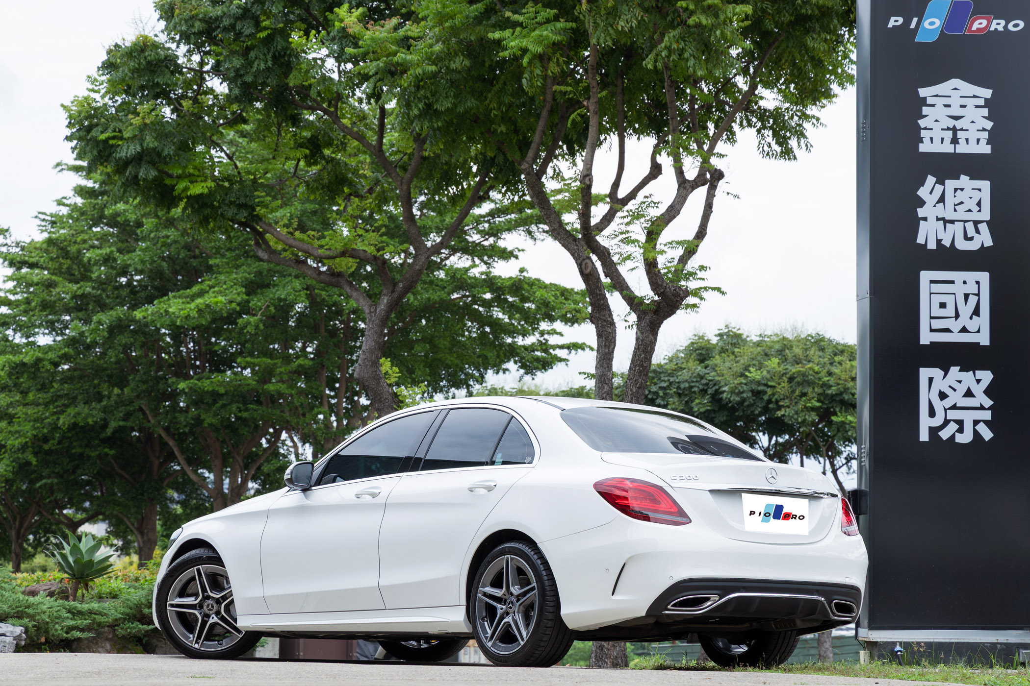 Mercedes-Benz AMG C300