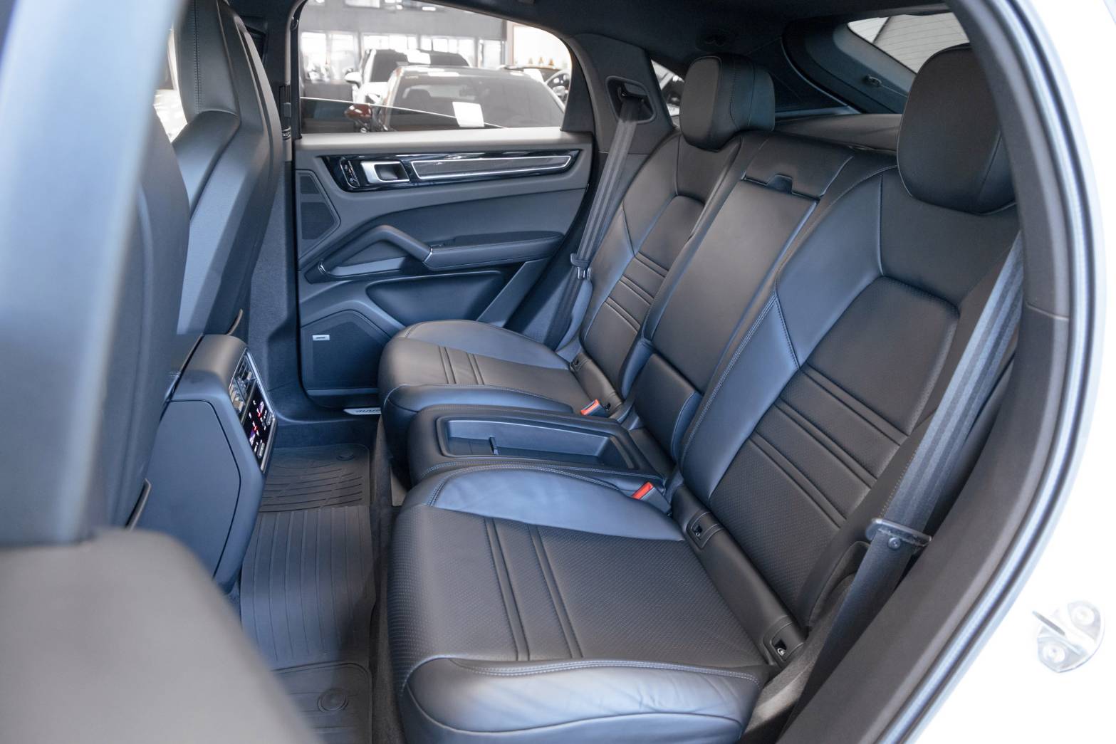 Porsche Cayenne Coupe