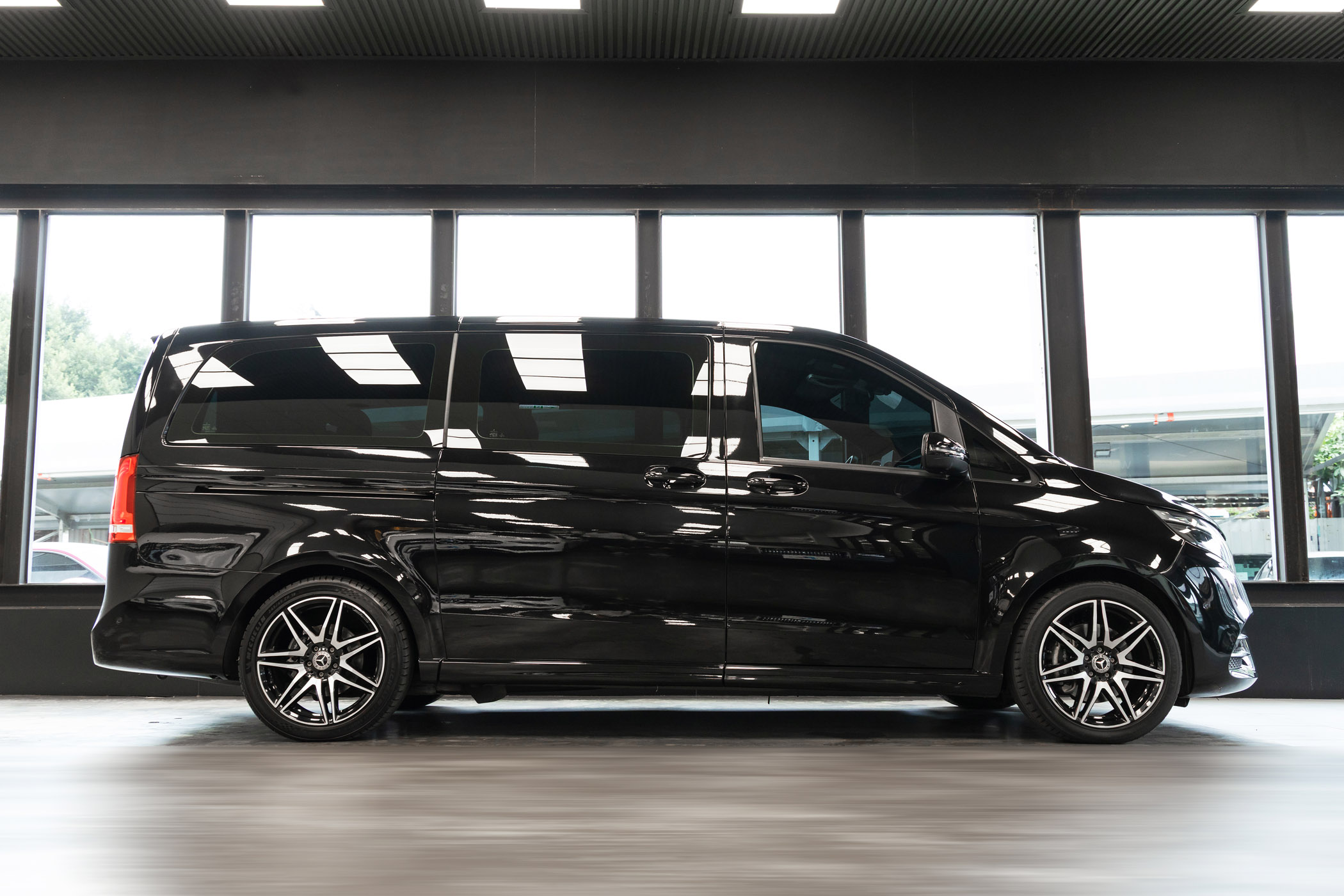 Mercedes-Benz V250d