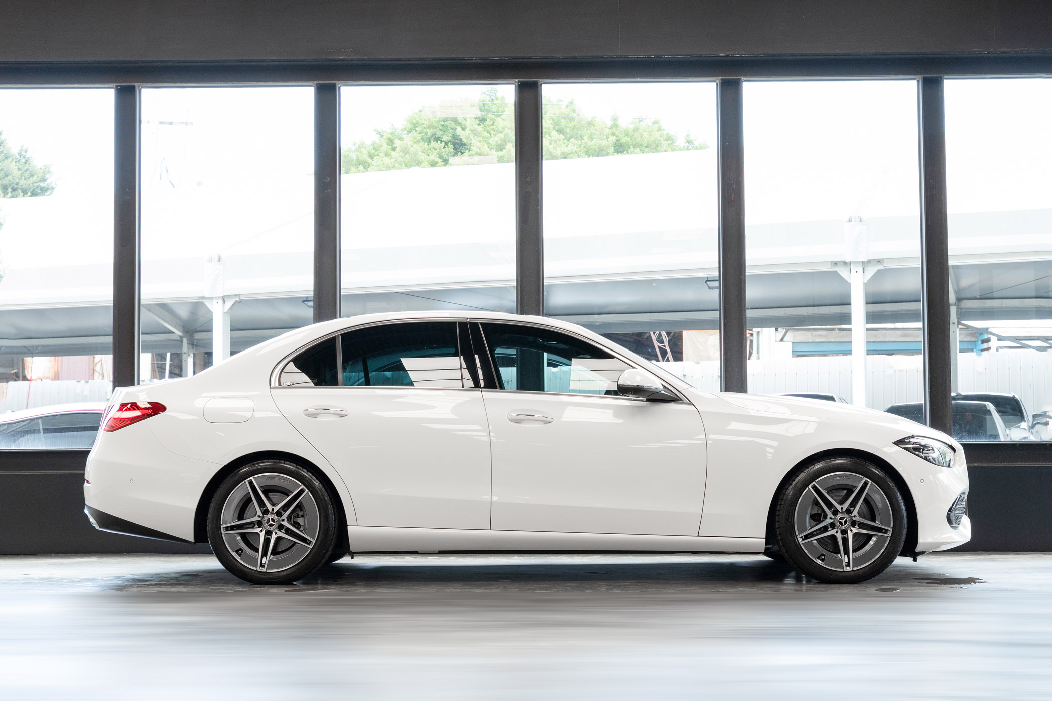 Mercedes-Benz C200