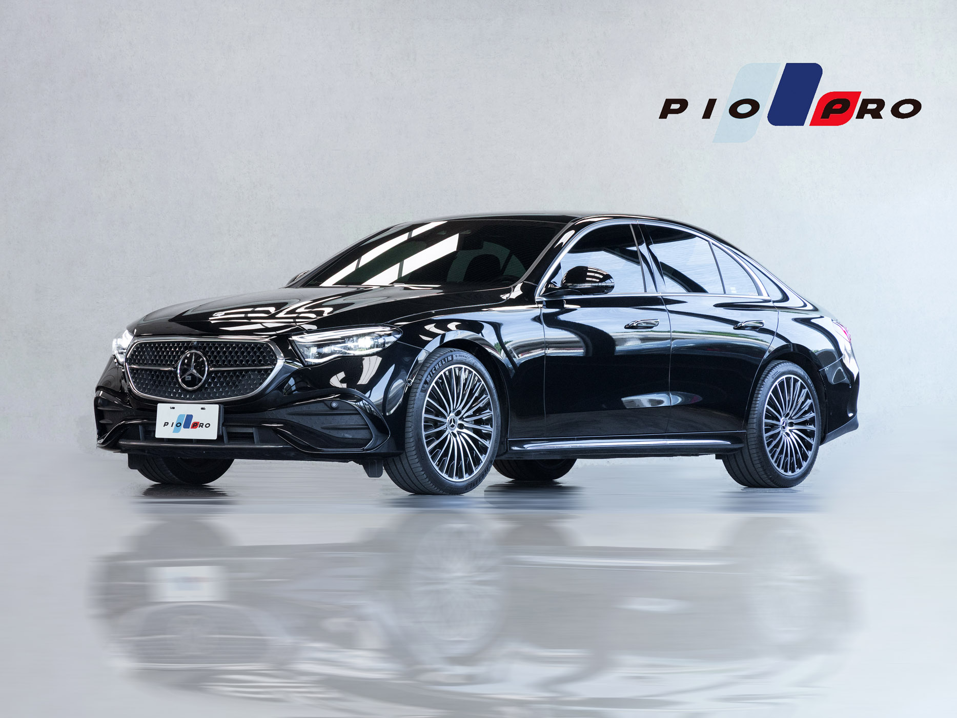 E300