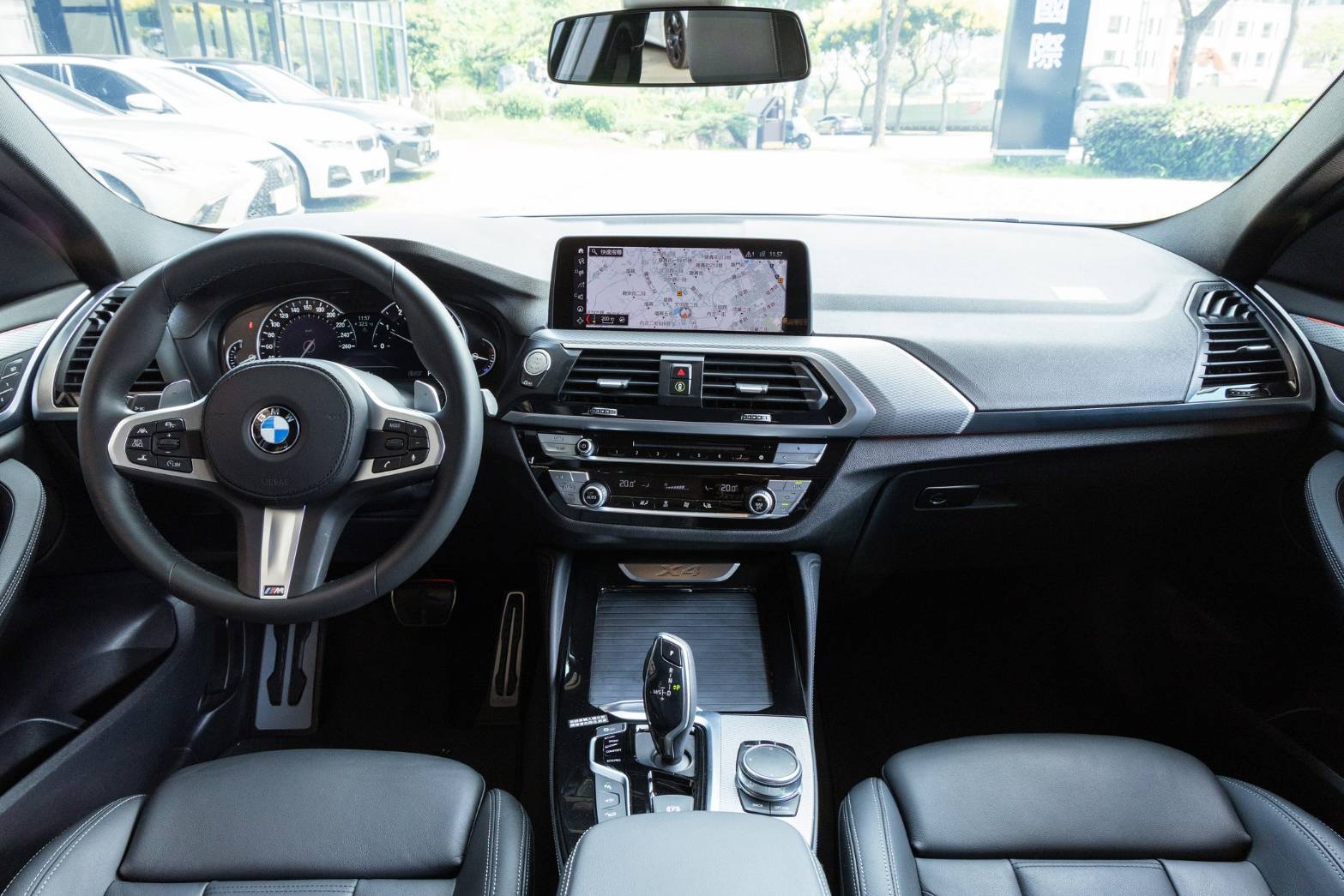 BMW xDrive30i M Sport