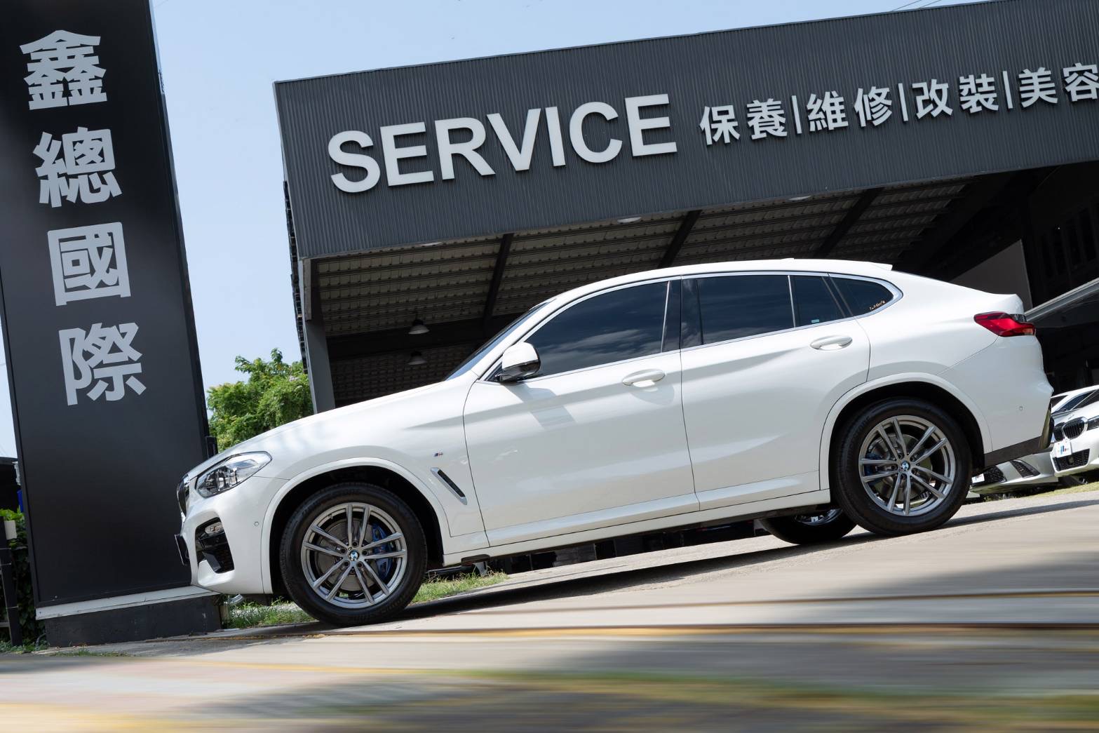 BMW xDrive30i M Sport