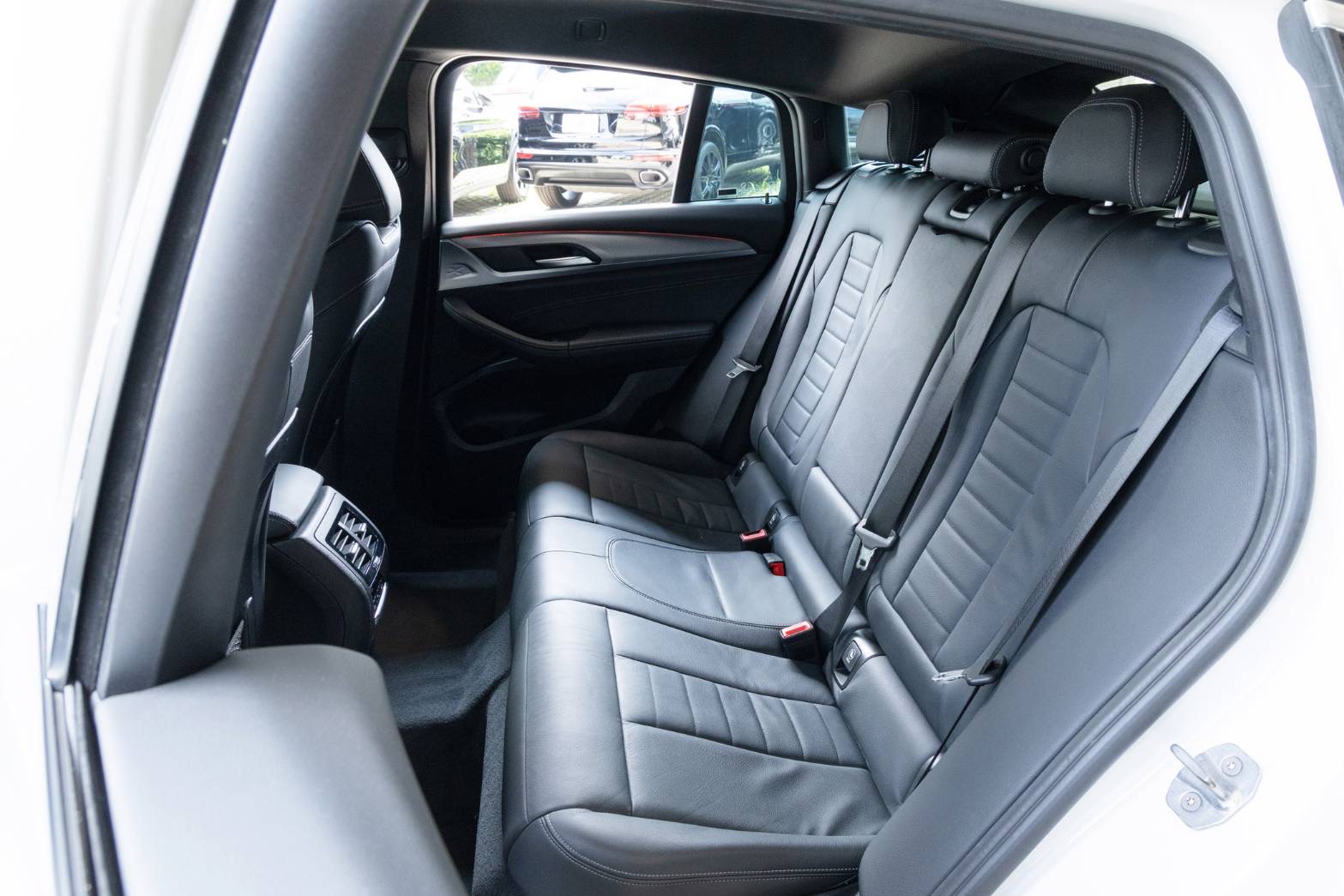 BMW xDrive30i M Sport