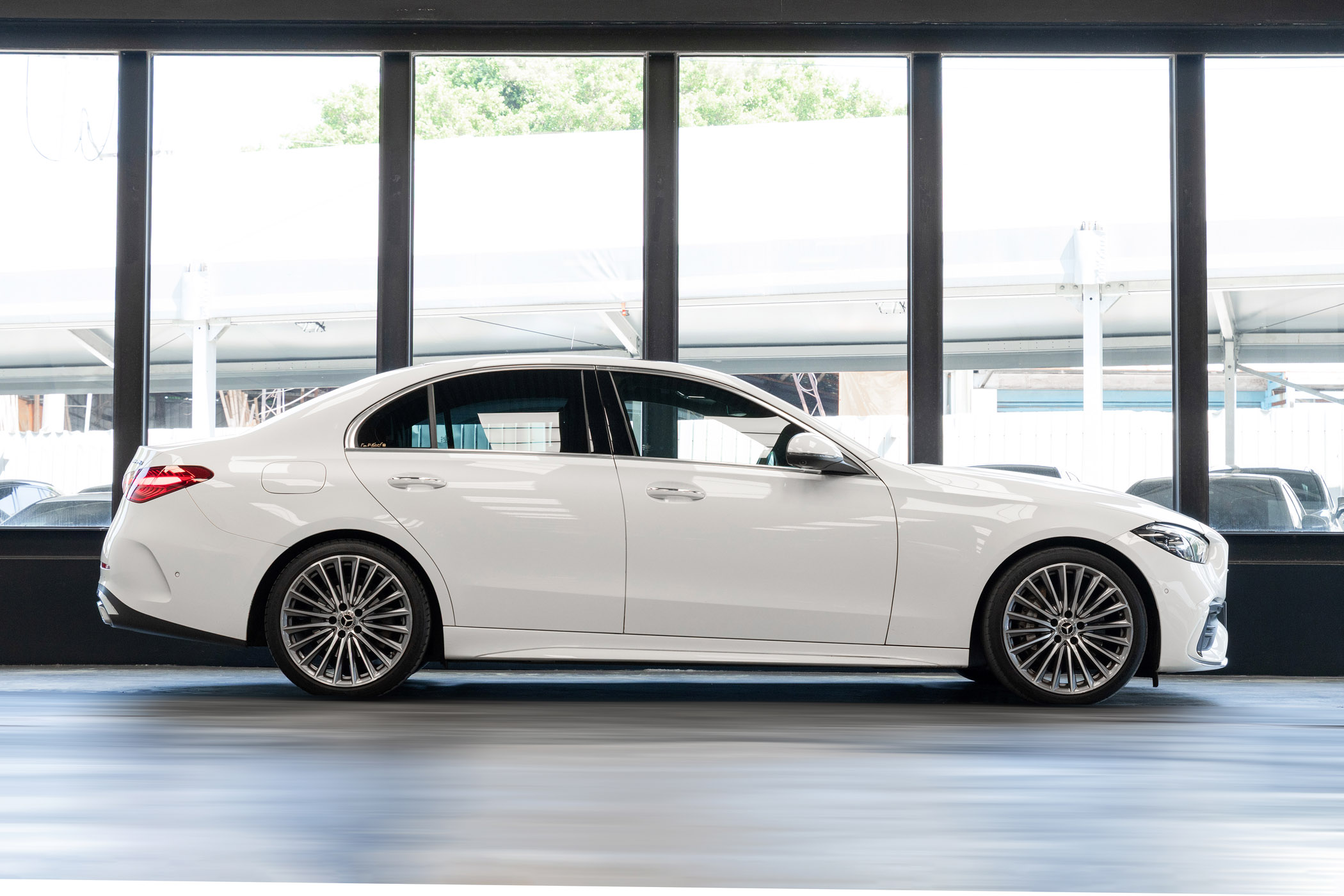 Mercedes-Benz C200