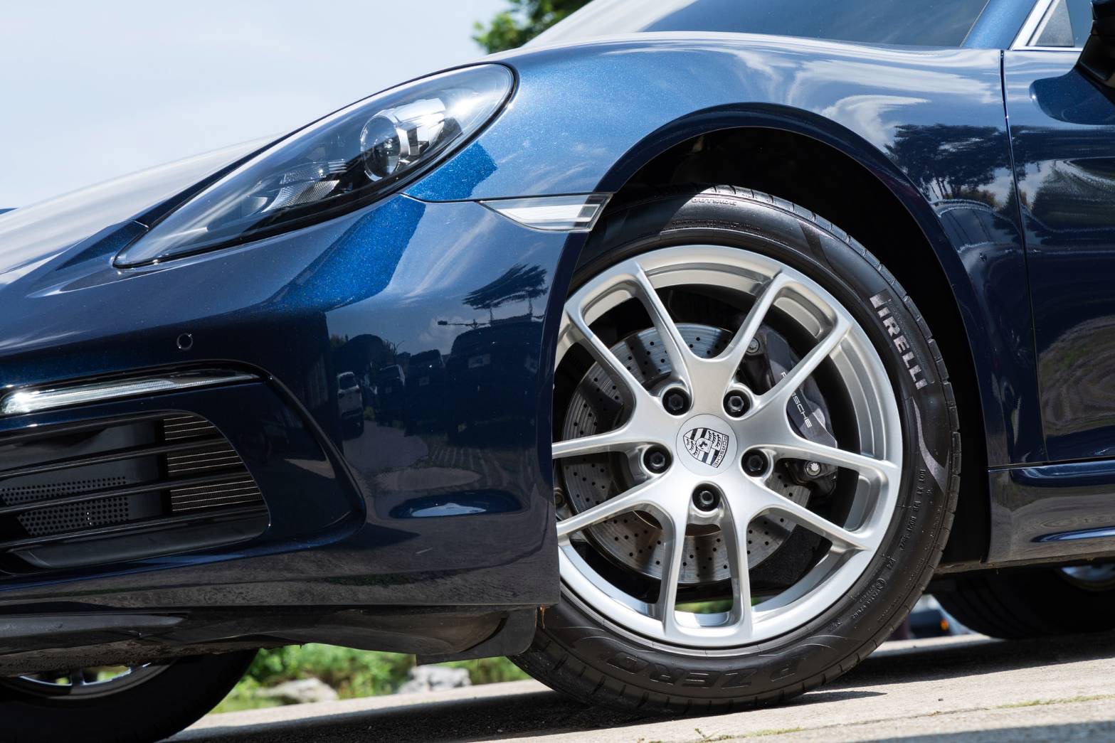 Porsche 718 Cayman