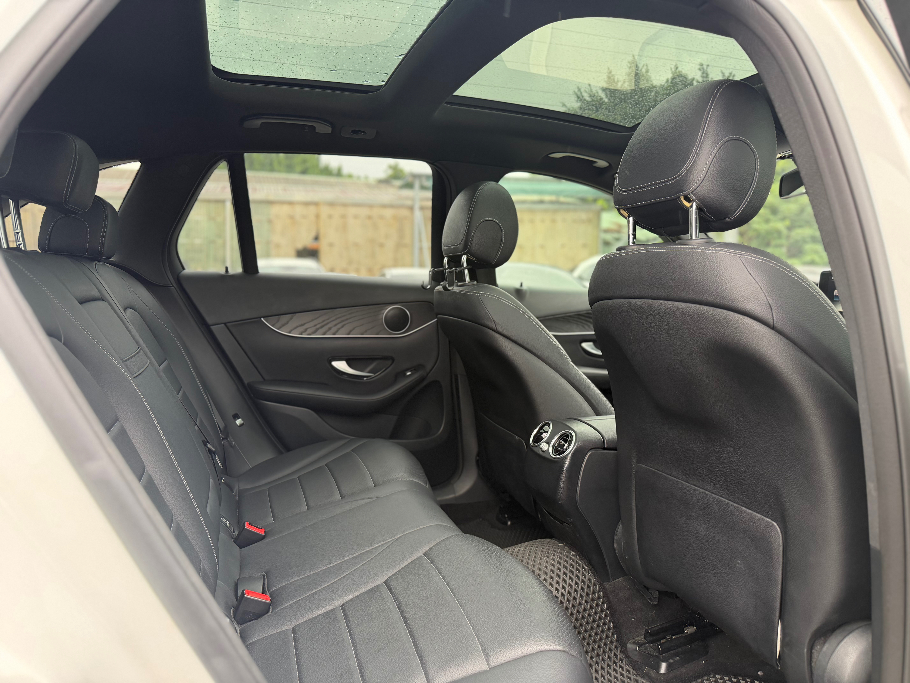 Mercedes-Benz GLC300 4Matic