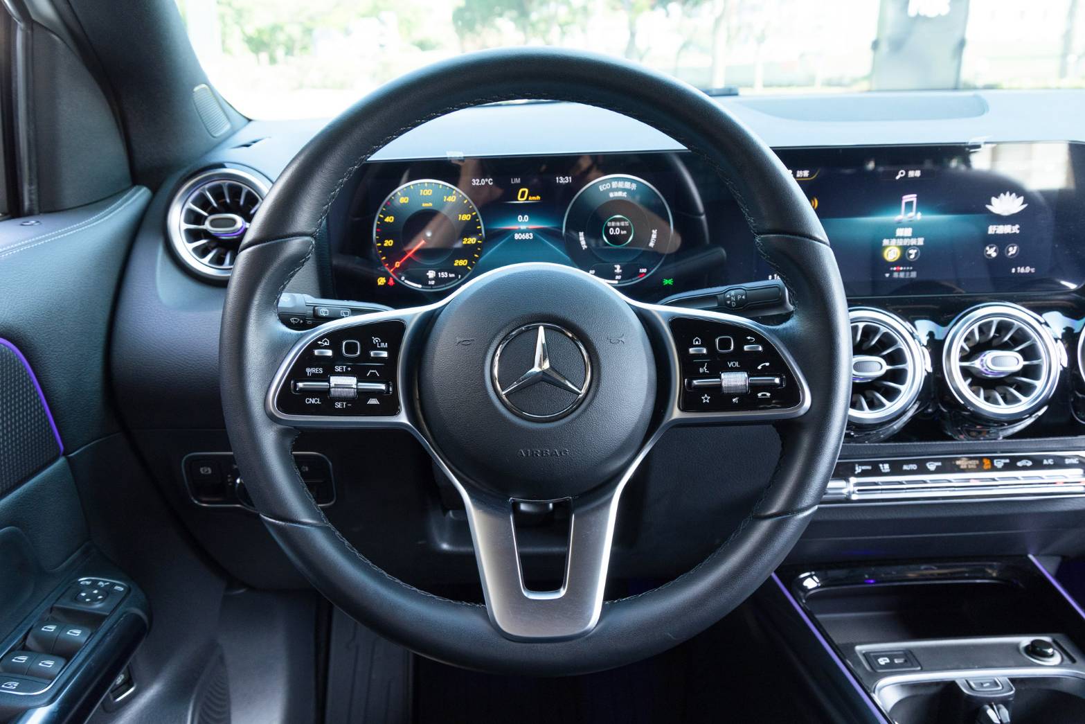 Mercedes-Benz GLA200