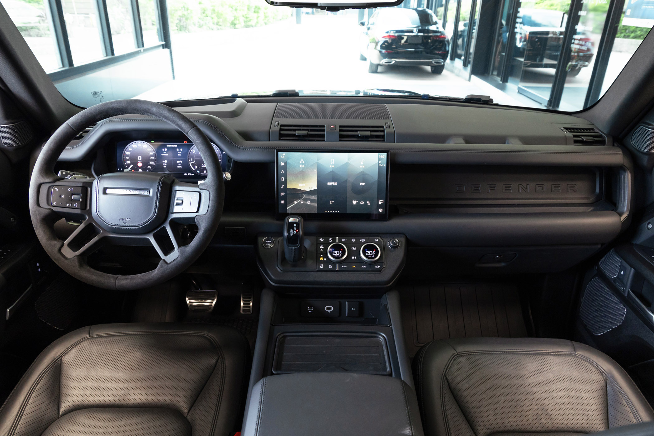 Land Rover Defender