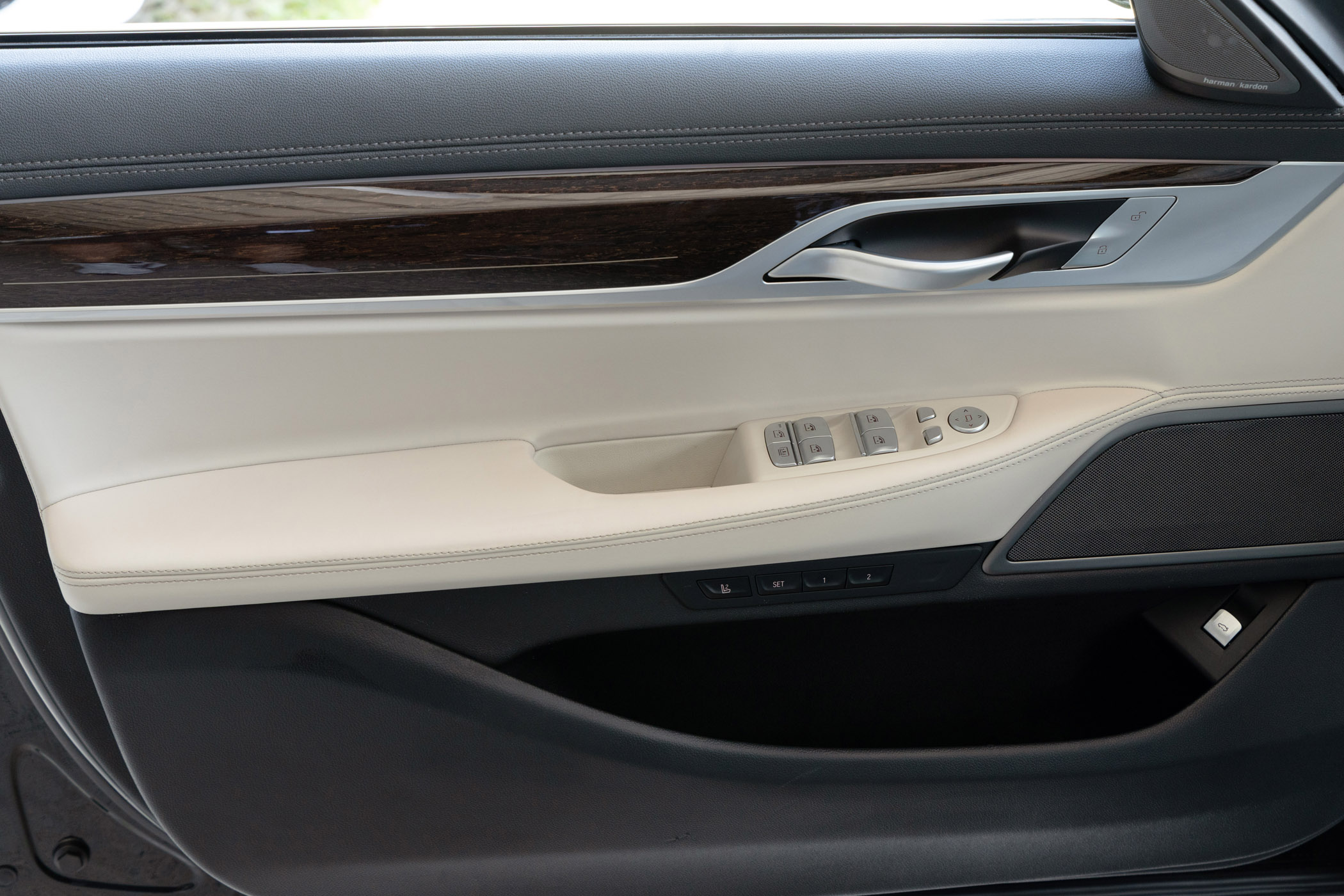 BMW 730i
